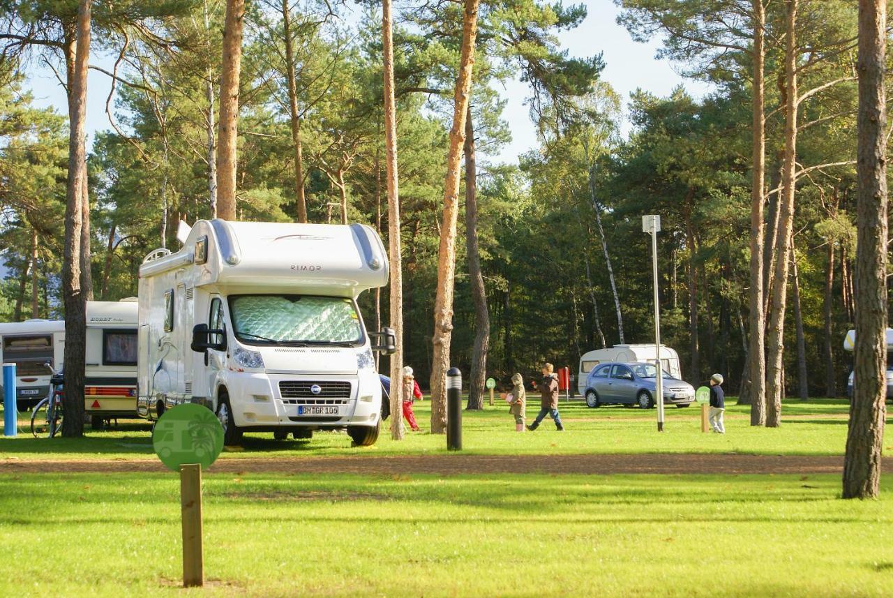 Tropical Islands Campingplatz Краусник Экстерьер фото